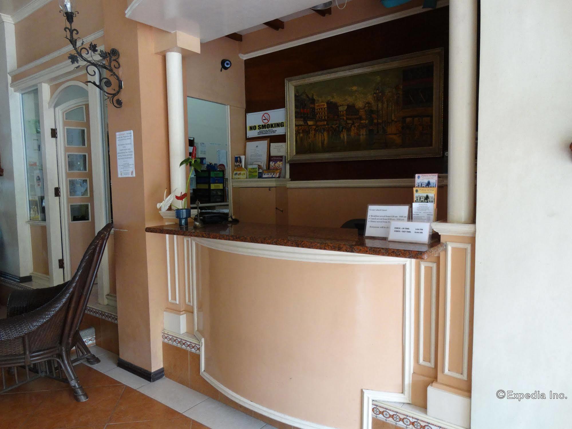 Chateau Del Mar Davao Exterior photo